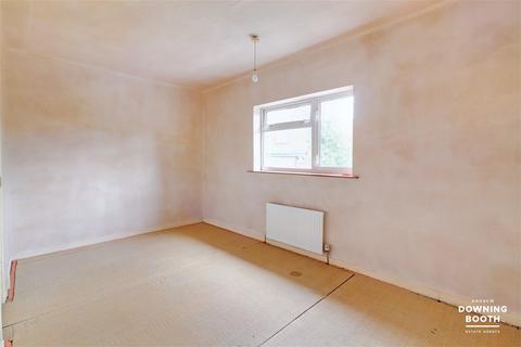 87 Cherry Orchard, Lichfield, WS14 9AF