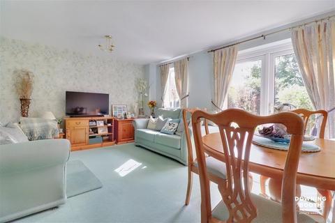 2 bedroom terraced house for sale, Foxglove Close, Lichfield WS14