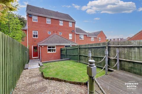 3 bedroom townhouse for sale, Foxtail Way, Cannock WS12