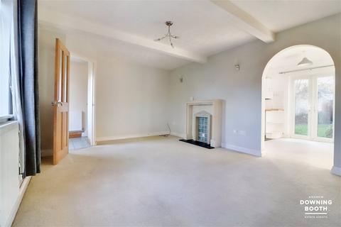 3 bedroom terraced house for sale, Gilbert Road, Lichfield WS13