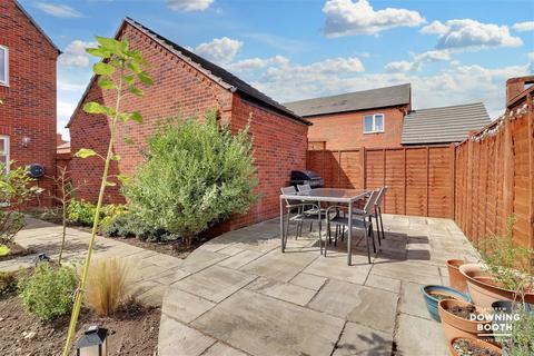 2 Lakin Lane, Fradley, Lichfield, WS13 8SW