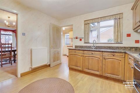 20 Broadlands Rise, Lichfield, WS14 9SF