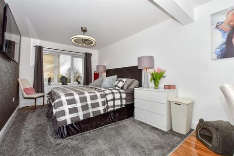 5 bedroom detached bungalow for sale - Springfield Road, Cliftonville, Margate, Kent