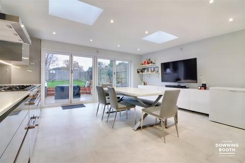 243 Birmingham Road, Shenstone Wood End, Lichfield, WS14 0PD