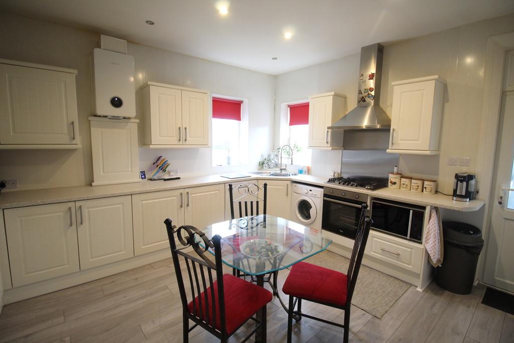 Modern Breakfast Kitchen