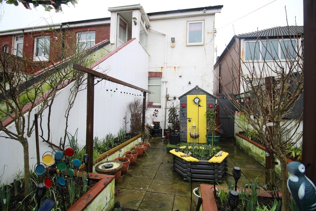 Private Enclosed Rear Garden