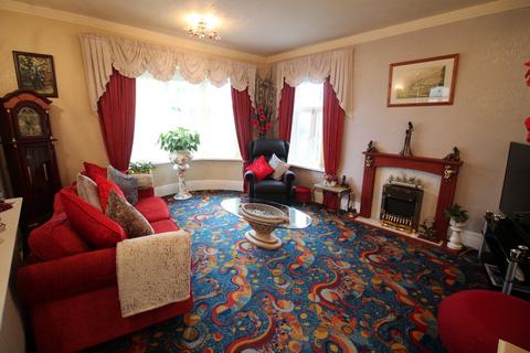 5 bedroom maisonette for sale, Watson Road, Blackpool FY4