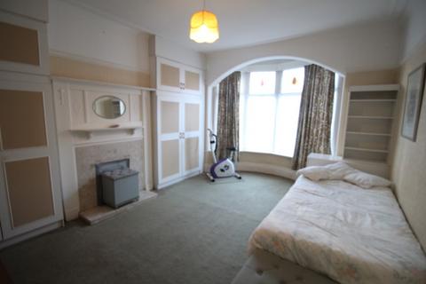 1 bedroom ground floor flat for sale, Queensway, Blackpool FY4