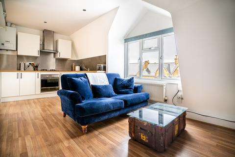 Flat 3, 34 Alexandra Drive, London, SE19 1AJ