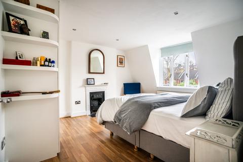 Flat 3, 34 Alexandra Drive, London, SE19 1AJ