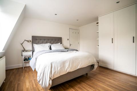 Flat 3, 34 Alexandra Drive, London, SE19 1AJ