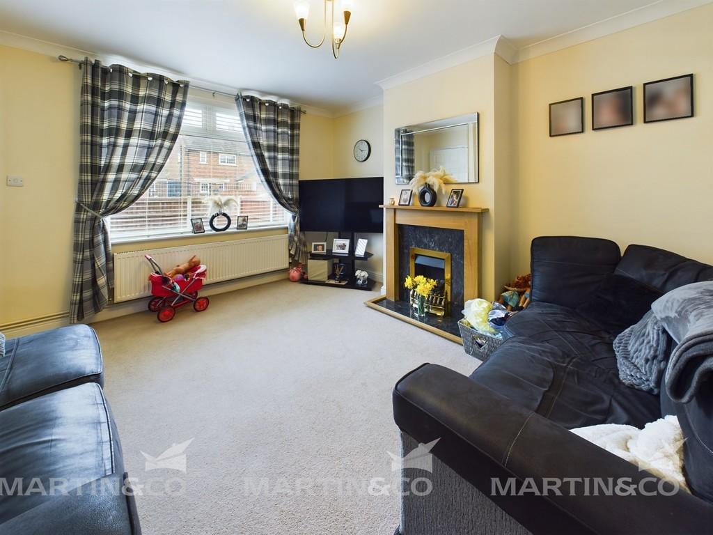 Aldesworth Road, Cantley 2 bed semidetached house for sale £130,000