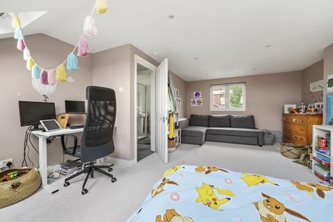 14 Patterson Road, London, SE19 2LD