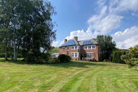 6 bedroom detached house for sale, Saltbarn Lane, Playden, Near Rye, East Sussex TN31 7PH