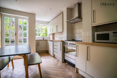 3 bedroom terraced house for sale, Kildoran Road, London SW2