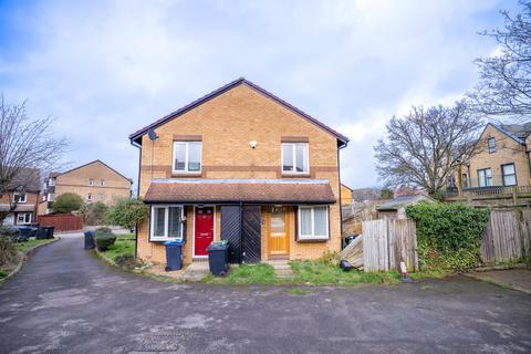 52 Coe Avenue, London, SE25 5HW