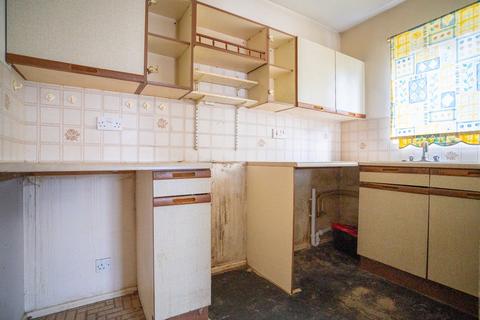 52 Coe Avenue, London, SE25 5HW