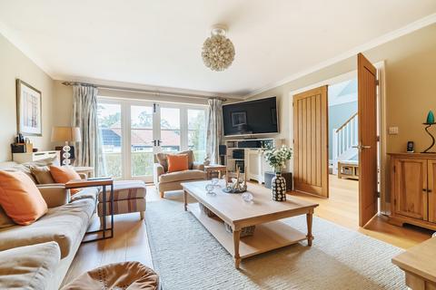 High Path Cottage High Path, Easebourne, Midhurst, GU29 9BD