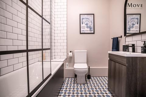 Flat 5, 17 Hamlet Road, London, SE19 2AP