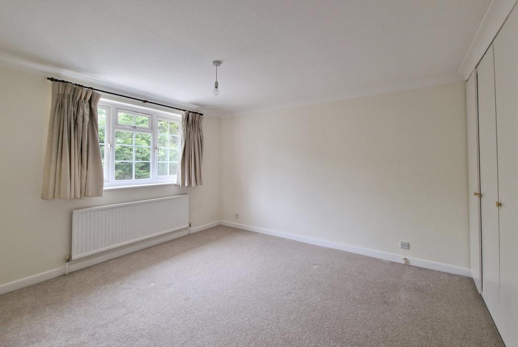 53 GG Bedroom 2