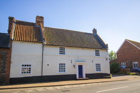 4 bedroom semi-detached house for sale, Horsham St. Faith