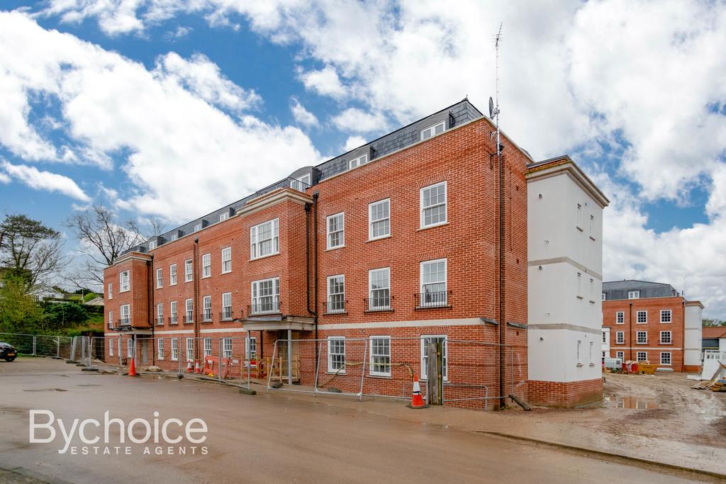 Abbots Gate, Bury St Edmunds 2 bed apartment for sale £280,000