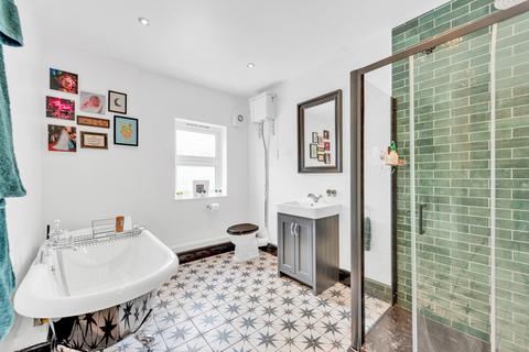 39 Green Lane, Chislehurst, BR7 6AW