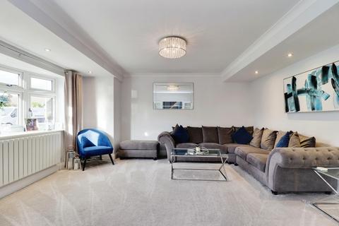 46 Albert Road, Benfleet, SS7 4DJ