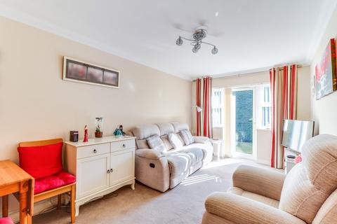 2 bedroom apartment for sale, Hart Road, Thundersley