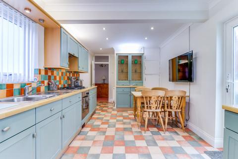 51 Avondale Road, Benfleet, SS7 1EH