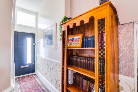 34 Ailsa Road, Westcliff-on-sea, SS0 8BL