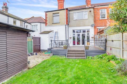 34 Ailsa Road, Westcliff-on-sea, SS0 8BL