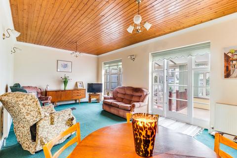 26 Brook Road, Benfleet, SS7 5JA