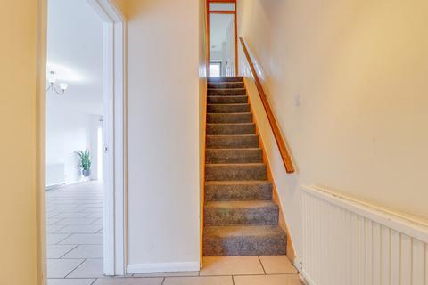 33 Woolmer Green, Basildon, SS15 5LL