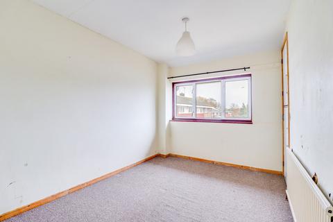 33 Woolmer Green, Basildon, SS15 5LL