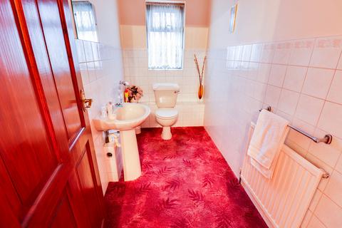 7 Avenue Road, Benfleet, SS7 1HE