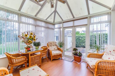 79 Church Road, Benfleet, SS7 4EU