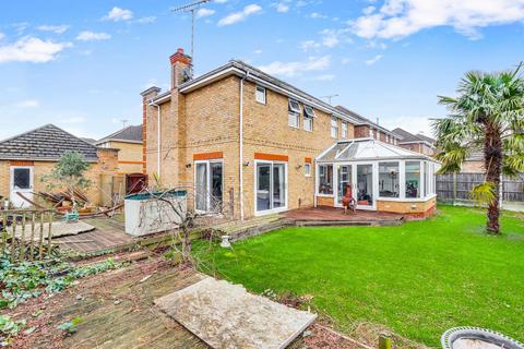 4 bedroom detached house for sale, The Willows, Benfleet