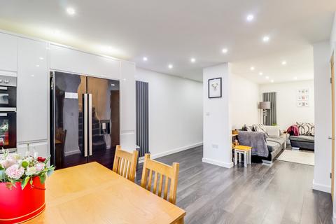 206 Beambridge, Basildon, SS13 3NF