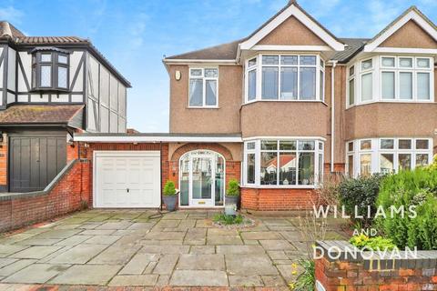 51 Beverley Gardens, Hornchurch, RM11 3NX
