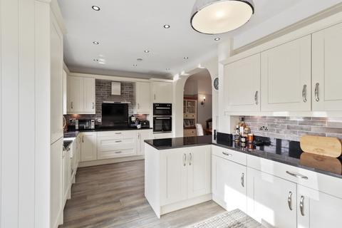 51 Beverley Gardens, Hornchurch, RM11 3NX