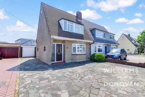 92 Church Road, Benfleet, SS7 4EP
