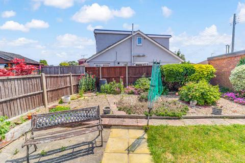 92 Church Road, Benfleet, SS7 4EP