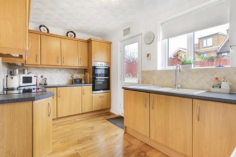22 Tallis Grove, London, SE7 7JZ