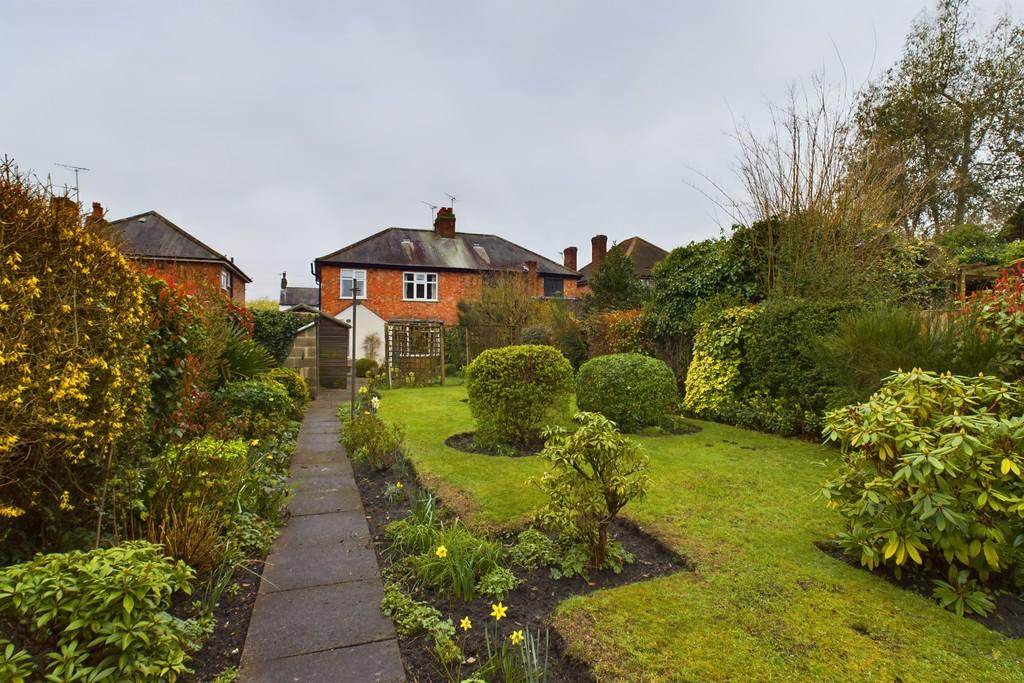 Wallace Road, Loughborough 3 bed semidetached house for sale £260,000