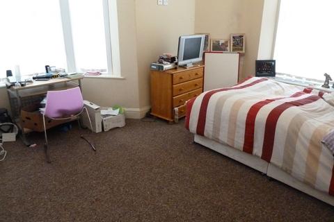 3 bedroom house share to rent, 49A Durham Avenue