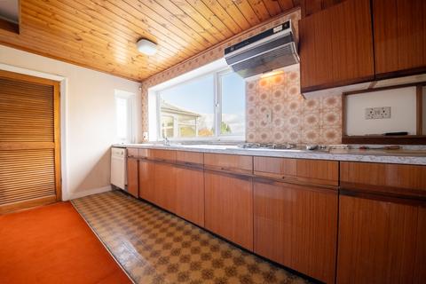 10 Kenwell Drive, Sheffield, S17 4PJ