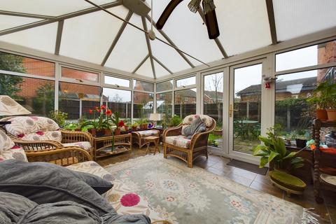 28 Mallens Croft, Bramshall, Uttoxeter, ST14 5NG