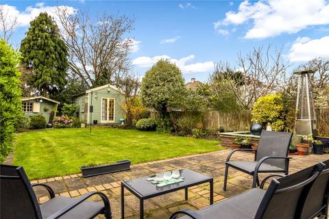 4 bedroom semi-detached house for sale, Chase Side, London, N14