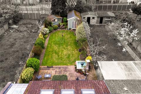 131 Chase Side, London, N14 5HD